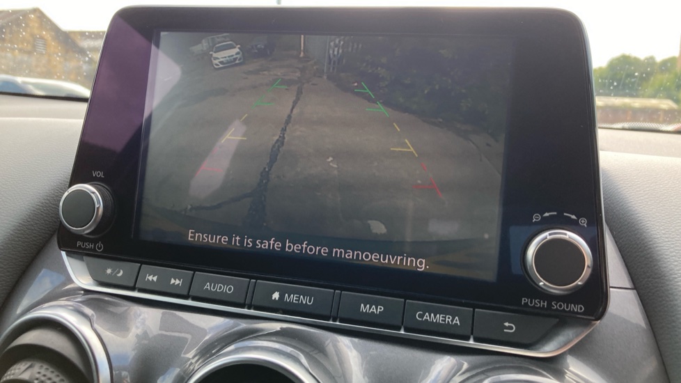 Nissan Juke 1.0 DiG-T 114 N-Connecta 5dr Petrol Hatchback - Image 28