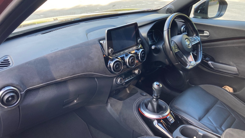 Nissan Juke 1.0 DiG-T 114 Tekna+ 5dr Petrol Hatchback - Image 9