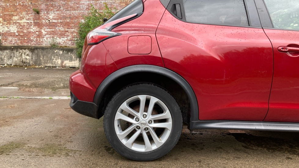 Nissan Juke 1.5 dCi N-Connecta 5dr Diesel Hatchback - Image 7