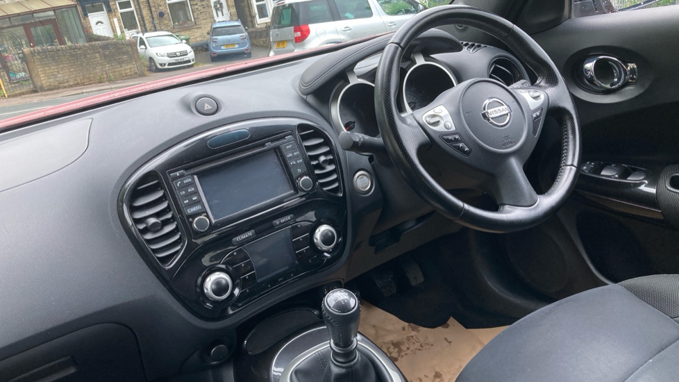 Nissan Juke 1.5 dCi N-Connecta 5dr Diesel Hatchback - Image 9