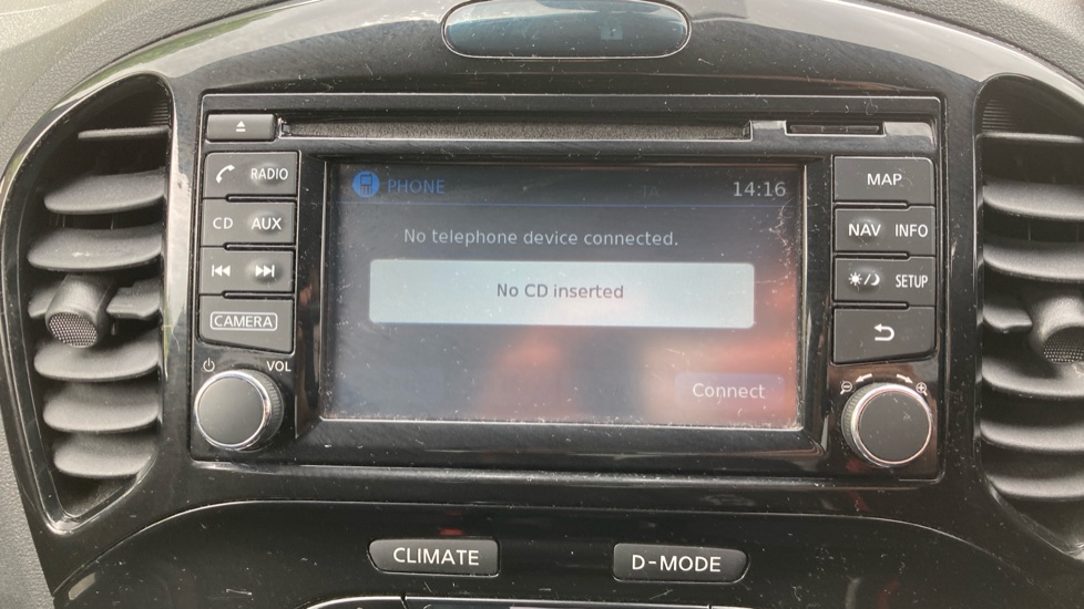 Nissan Juke 1.5 dCi N-Connecta 5dr Diesel Hatchback - Image 25