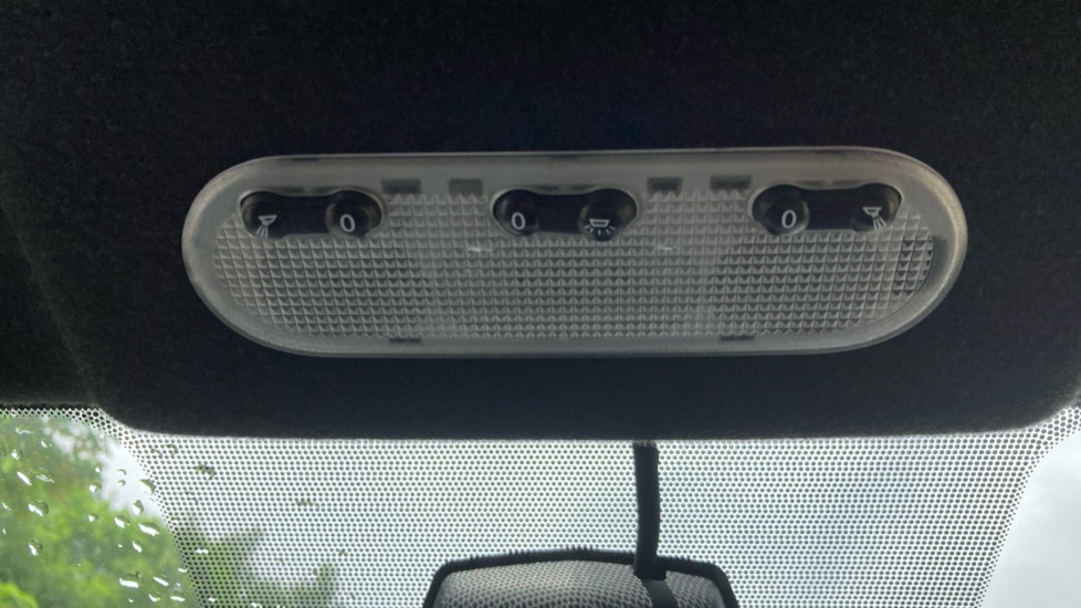 Nissan Juke 1.5 dCi N-Connecta 5dr Diesel Hatchback - Image 26