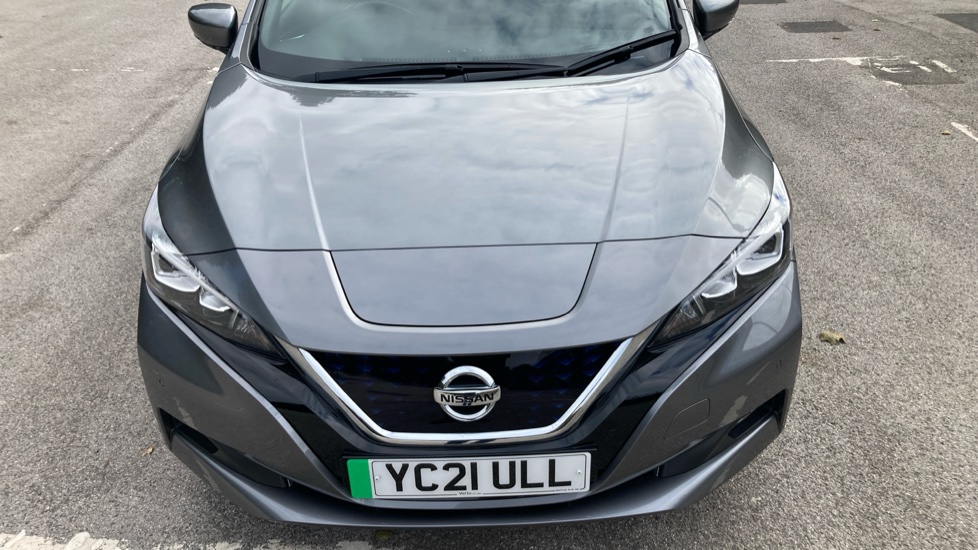 Nissan LEAF 110kW Tekna 40kWh 5dr Auto Electric Hatchback - Image 8