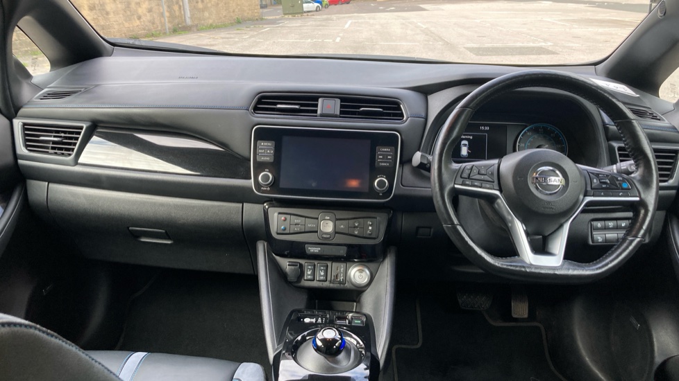Nissan LEAF 110kW Tekna 40kWh 5dr Auto Electric Hatchback - Image 10