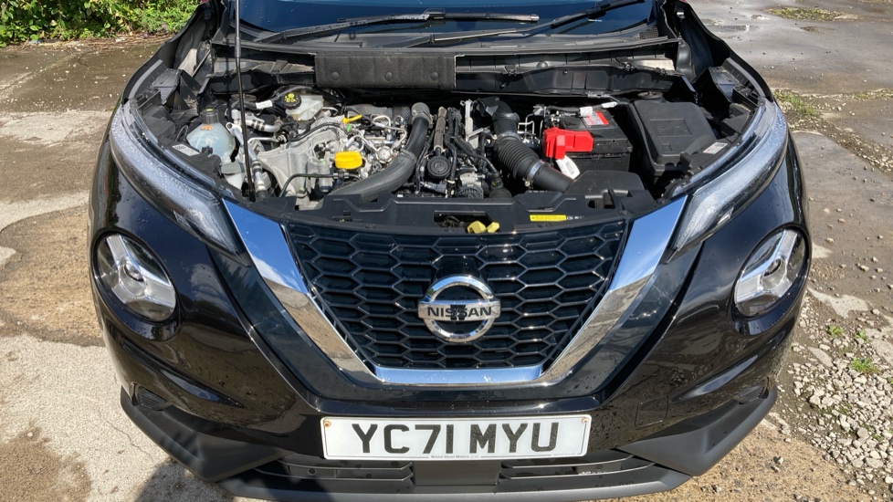 Nissan Juke 1.0 DiG-T 114 N-Connecta 5dr Petrol Hatchback - Image 8