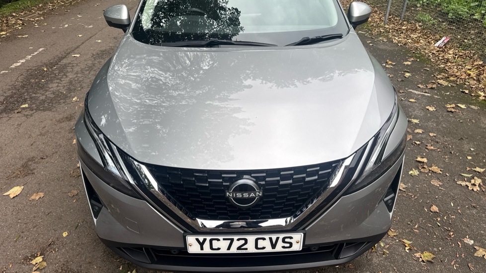 Nissan Qashqai 1.3 DiG-T MH N-Connecta 5dr Petrol Hatchback - Image 8