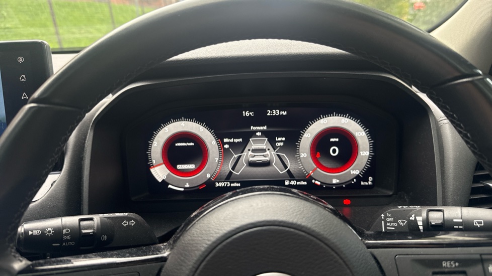 Nissan Qashqai 1.3 DiG-T MH N-Connecta 5dr Petrol Hatchback - Image 18