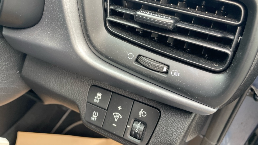 Kia Rio 1.25 1 5dr Petrol Hatchback - Image 37