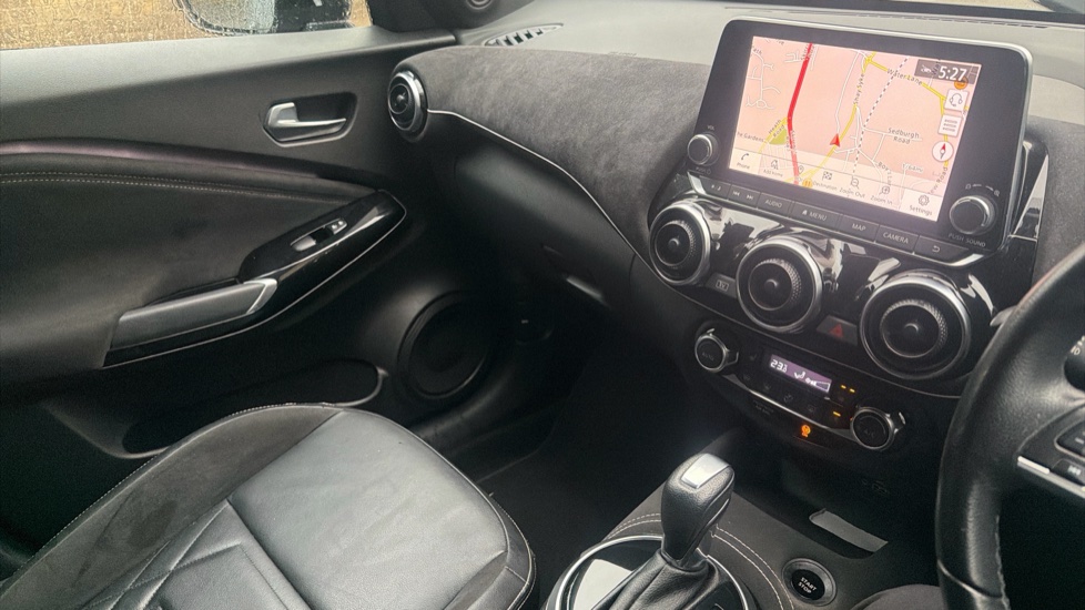 Nissan Juke 1.6 Hybrid Tekna+ 5dr Auto Hybrid Hatchback - Image 14