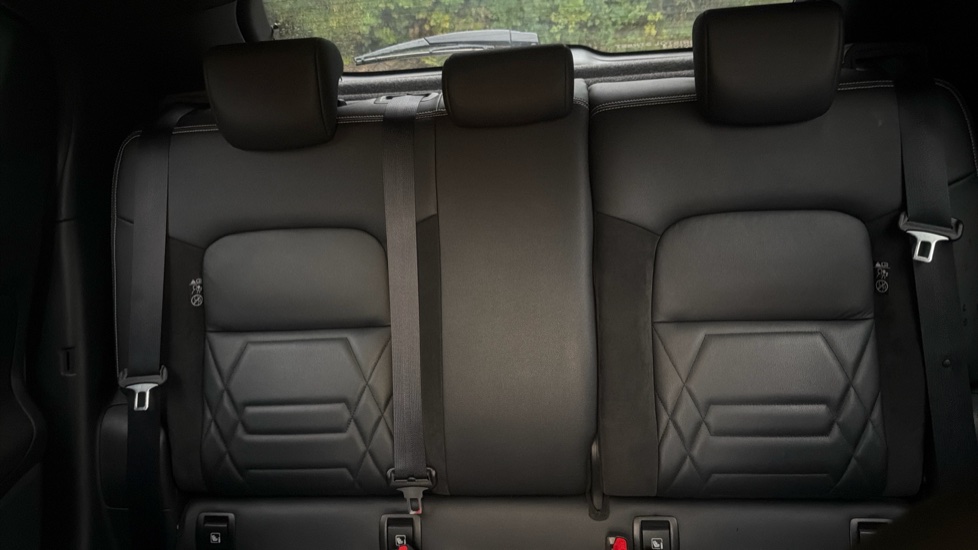 Nissan Juke 1.6 Hybrid Tekna+ 5dr Auto Hybrid Hatchback - Image 15
