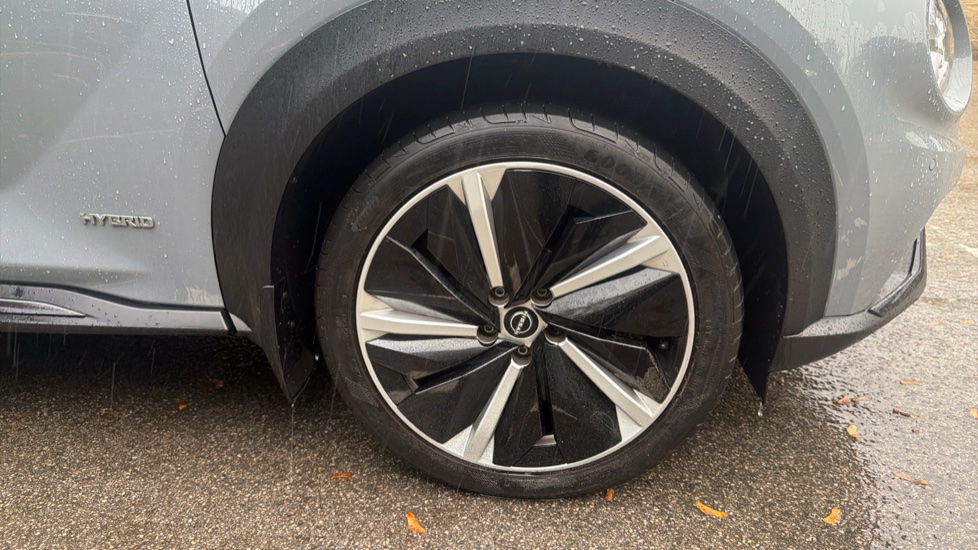 Nissan Juke 1.6 Hybrid Tekna+ 5dr Auto Hybrid Hatchback - Image 21