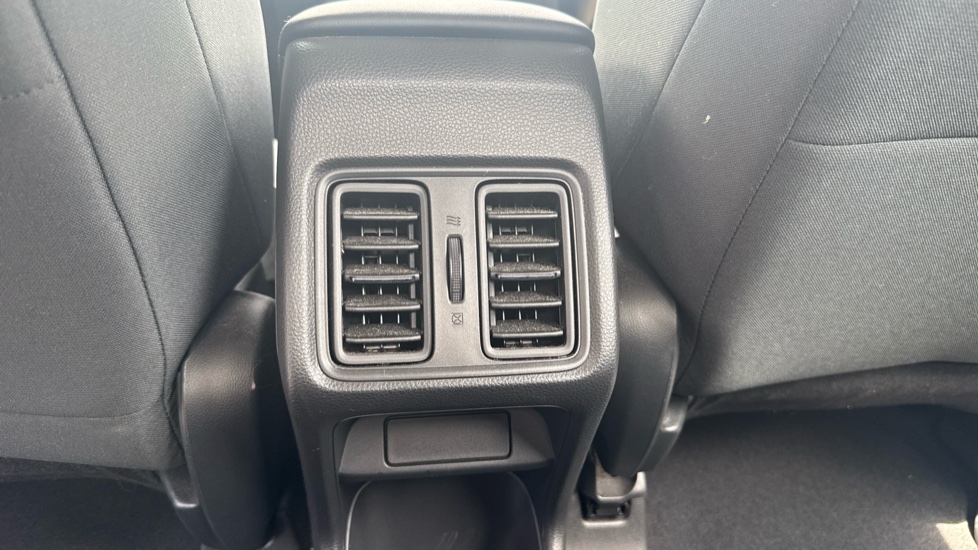Honda HR-V 1.5 eHEV Elegance 5dr CVT Hybrid Hatchback - Image 22