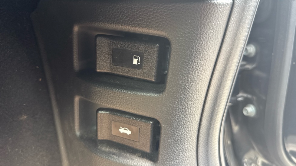 Honda HR-V 1.5 eHEV Elegance 5dr CVT Hybrid Hatchback - Image 27