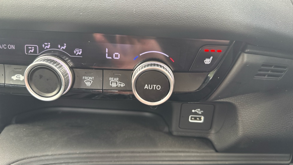 Honda HR-V 1.5 eHEV Elegance 5dr CVT Hybrid Hatchback - Image 36