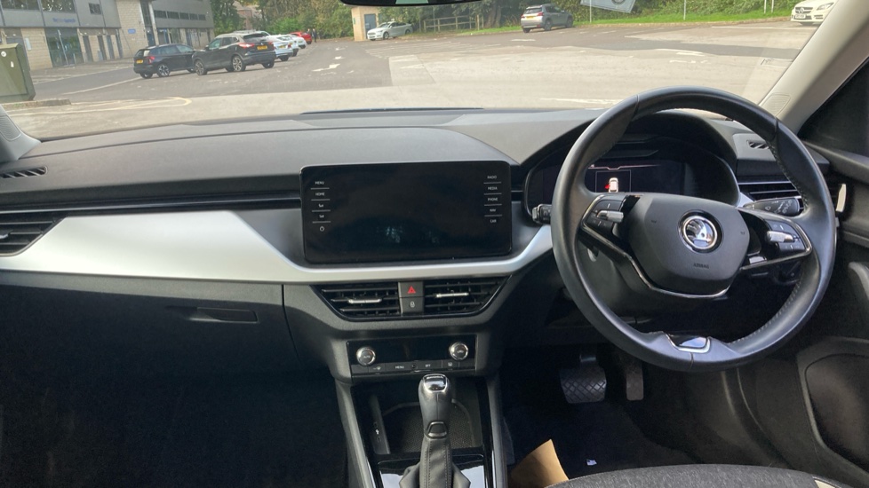 Skoda Kamiq 1.0 TSI 110 SE L 5dr DSG Petrol Hatchback - Image 10