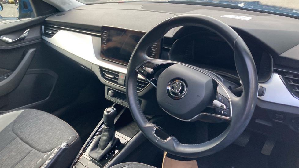Skoda Kamiq 1.0 TSI 110 SE L 5dr DSG Petrol Hatchback - Image 11