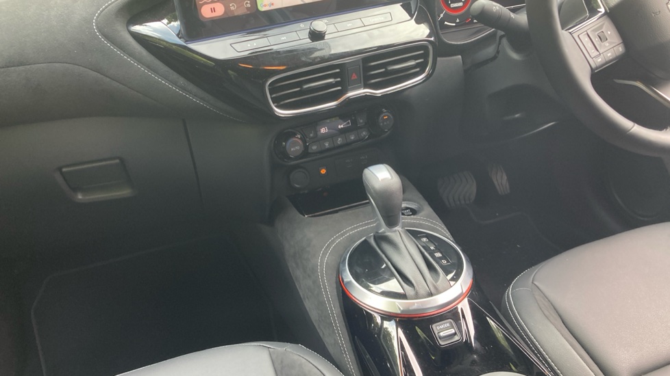Nissan Juke 1.0 DiG-T Tekna+ 5dr DCT Petrol Hatchback - Image 14