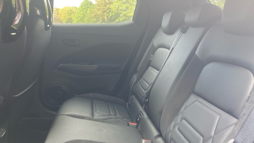 Nissan Juke 1.0 DiG-T Tekna+ 5dr DCT Petrol Hatchback - Image 16