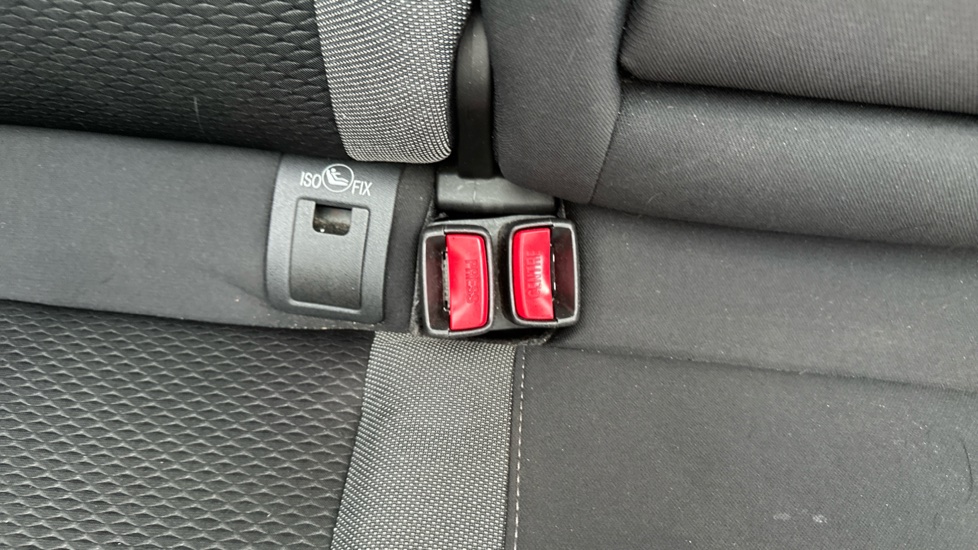 Nissan Qashqai 1.5 dCi 115 N-Connecta 5dr Diesel Hatchback - Image 17