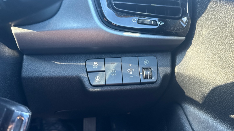Kia Rio 1.0 T GDi 2 5dr DCT Petrol Hatchback - Image 31