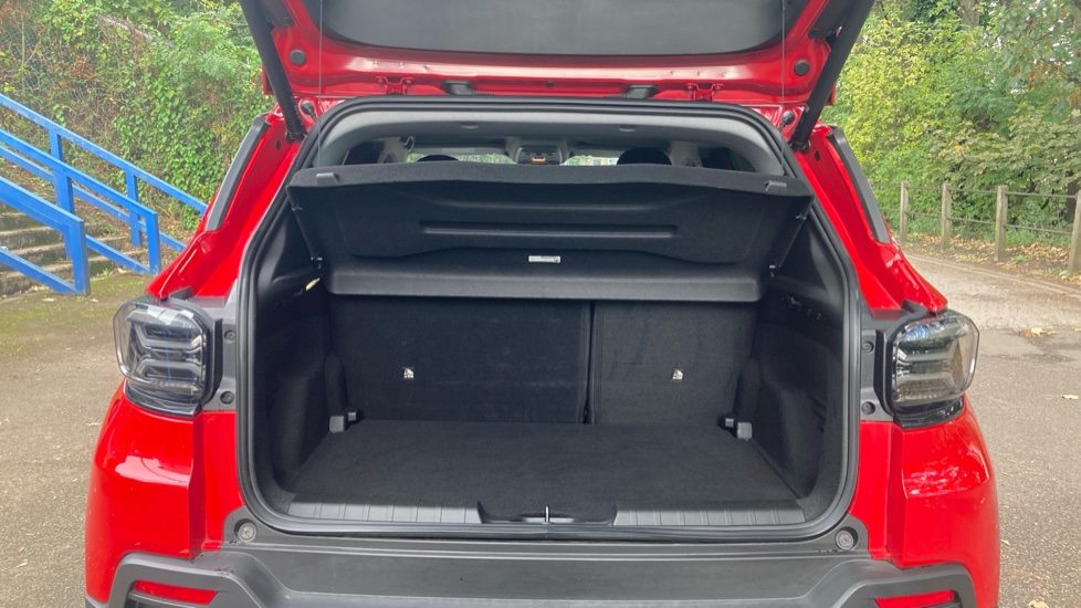 Jeep Avenger 1.2 Summit 5dr Petrol Hatchback - Image 4