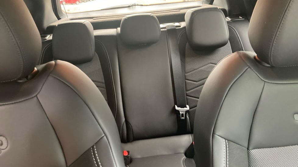 Jeep Avenger 1.2 Summit 5dr Petrol Hatchback - Image 15