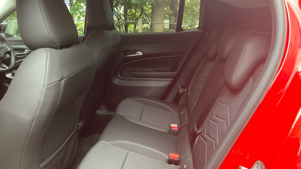 Jeep Avenger 1.2 Summit 5dr Petrol Hatchback - Image 16