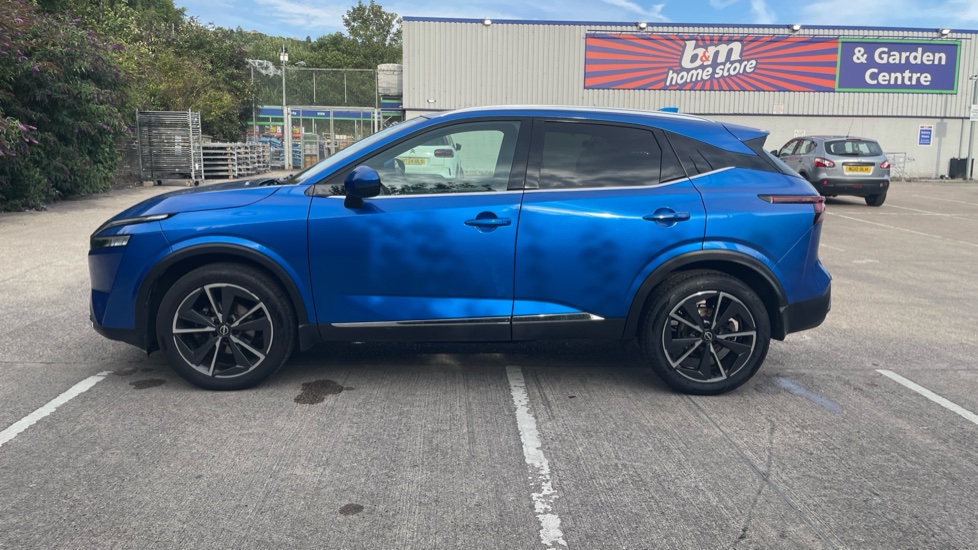Nissan Qashqai 1.3 DiG-T MH Tekna 5dr Petrol Hatchback - Image 8