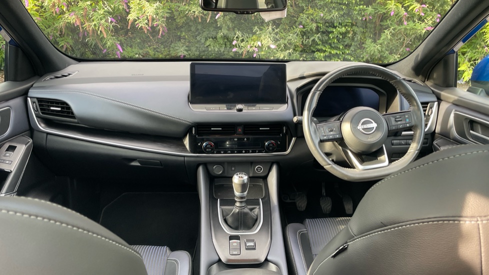 Nissan Qashqai 1.3 DiG-T MH Tekna 5dr Petrol Hatchback - Image 10