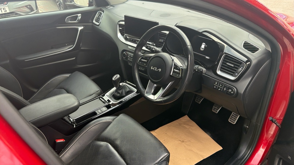 Kia Xceed 1.5T GDi ISG 4 5dr Petrol Hatchback - Image 11