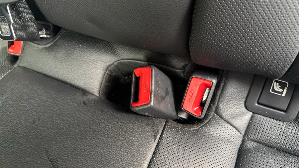 Kia Xceed 1.5T GDi ISG 4 5dr Petrol Hatchback - Image 17