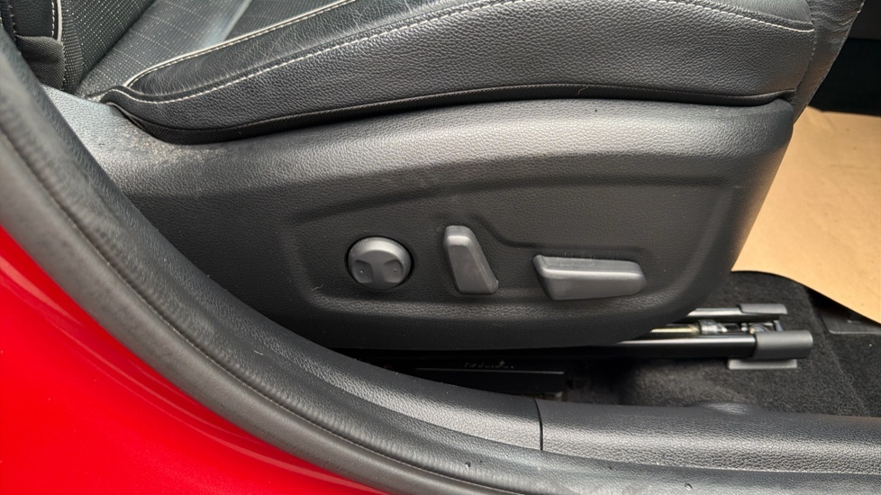 Kia Xceed 1.5T GDi ISG 4 5dr Petrol Hatchback - Image 37