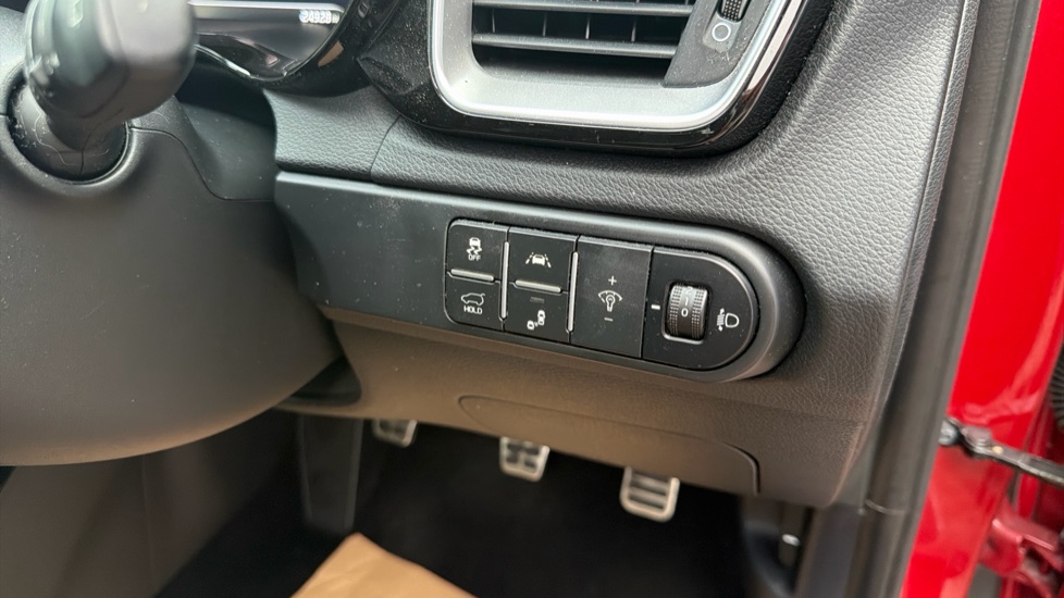 Kia Xceed 1.5T GDi ISG 4 5dr Petrol Hatchback - Image 38