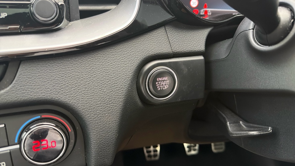 Kia Xceed 1.5T GDi ISG 4 5dr Petrol Hatchback - Image 44