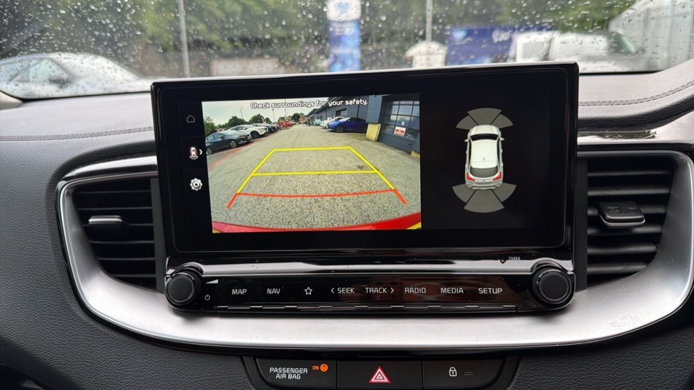 Kia Xceed 1.5T GDi ISG 4 5dr Petrol Hatchback - Image 46