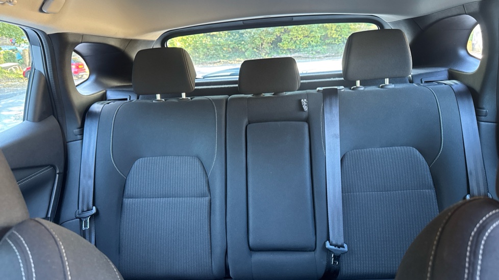 Nissan Qashqai 1.3 DiG-T MH 158 Acenta Premium 5dr Xtronic Petrol Hatchback - Image 15