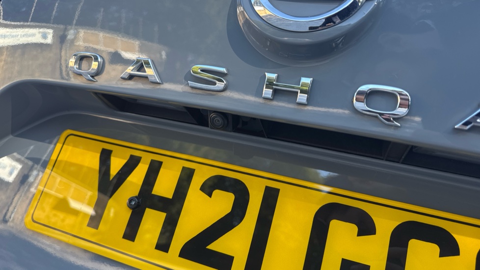 Nissan Qashqai 1.3 DiG-T MH 158 Acenta Premium 5dr Xtronic Petrol Hatchback - Image 29