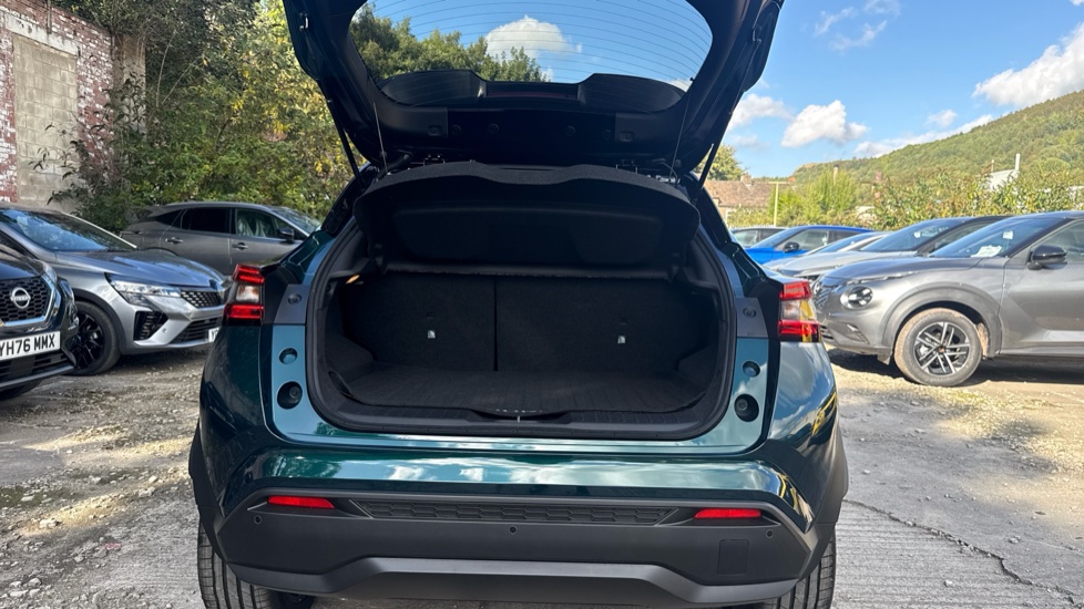 Nissan Juke 1.0 DiG-T Pulse Edition 5dr Petrol Hatchback - Image 4