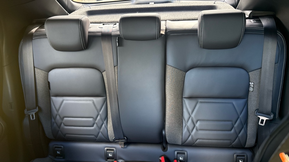 Nissan Juke 1.0 DiG-T Pulse Edition 5dr Petrol Hatchback - Image 15