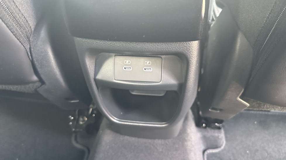 Nissan Juke 1.0 DiG-T Pulse Edition 5dr Petrol Hatchback - Image 22