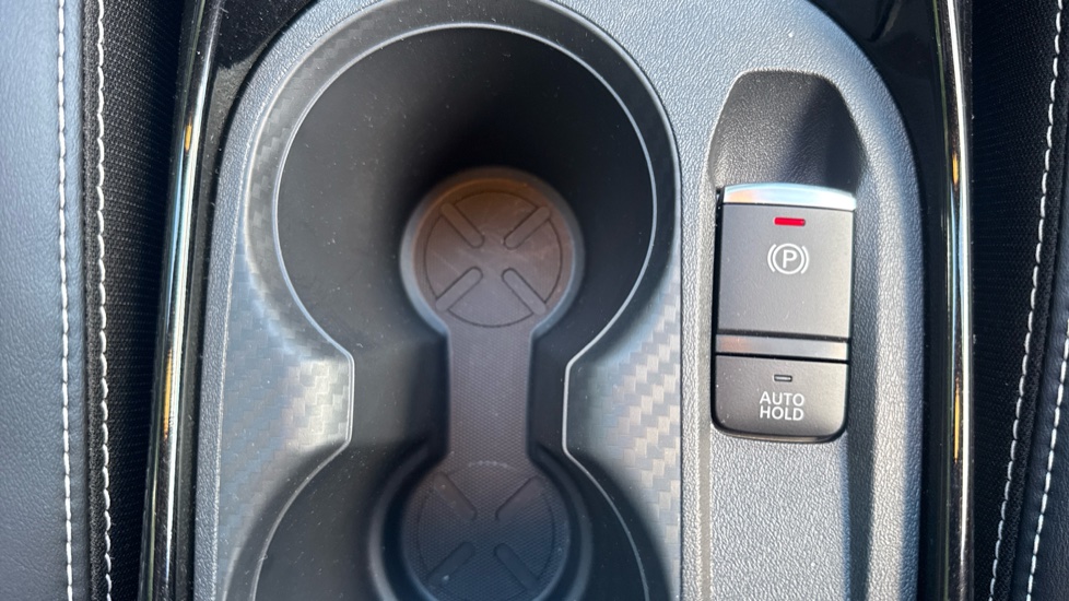 Nissan Juke 1.0 DiG-T Pulse Edition 5dr Petrol Hatchback - Image 30