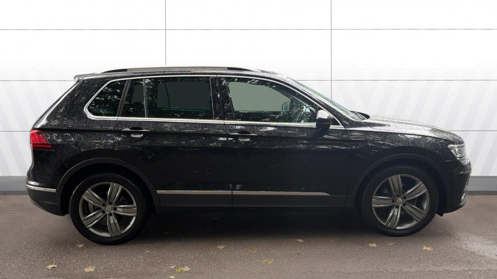 Volkswagen Tiguan 2.0 TDi 150 SEL 5dr DSG Diesel Estate - Image 5