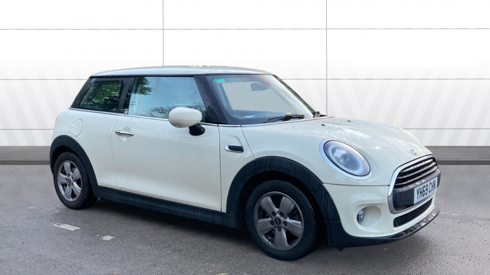 MINI Hatchback 1.5 One Classic II 3dr Petrol Hatchback - Image 1