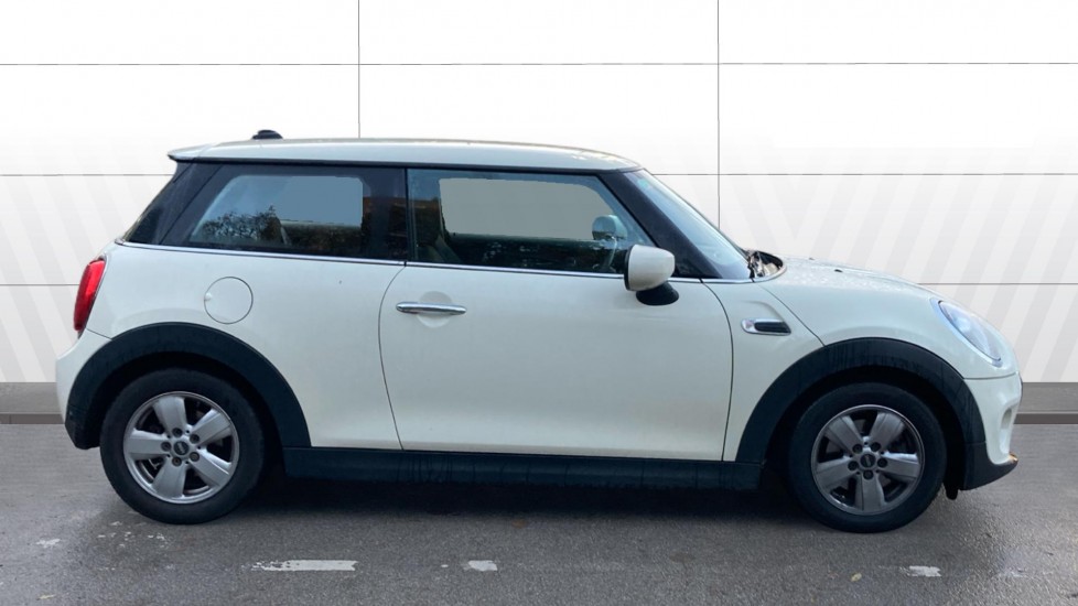 MINI Hatchback 1.5 One Classic II 3dr Petrol Hatchback - Image 5