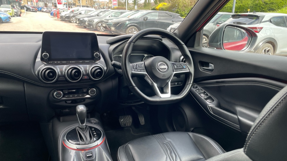 Nissan Juke 1.0 DiG-T 114 Tekna 5dr DCT Petrol Hatchback - Image 9