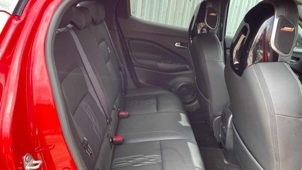 Nissan Juke 1.0 DiG-T 114 Tekna 5dr DCT Petrol Hatchback - Image 16