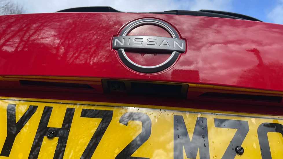 Nissan Juke 1.0 DiG-T 114 Tekna 5dr DCT Petrol Hatchback - Image 24