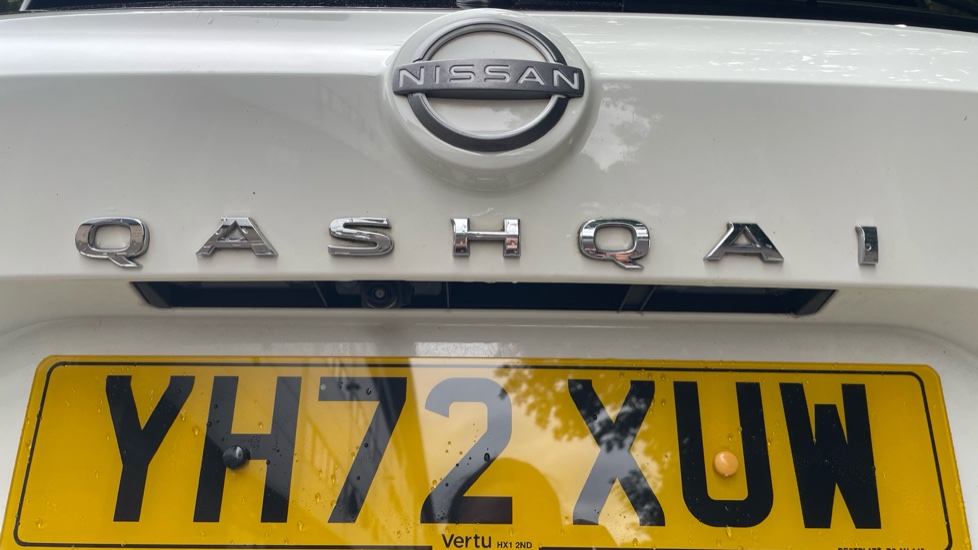 Nissan Qashqai 1.3 DiG-T MH 158 N-Connecta 5dr Xtronic Petrol Hatchback - Image 44