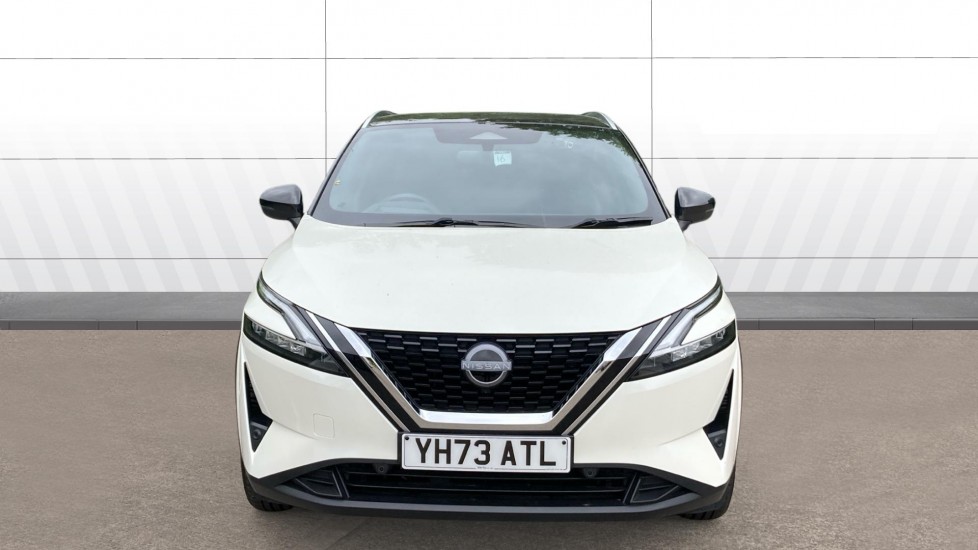 Nissan Qashqai 1.3 DiG-T MH Tekna 5dr Petrol Hatchback - Image 3