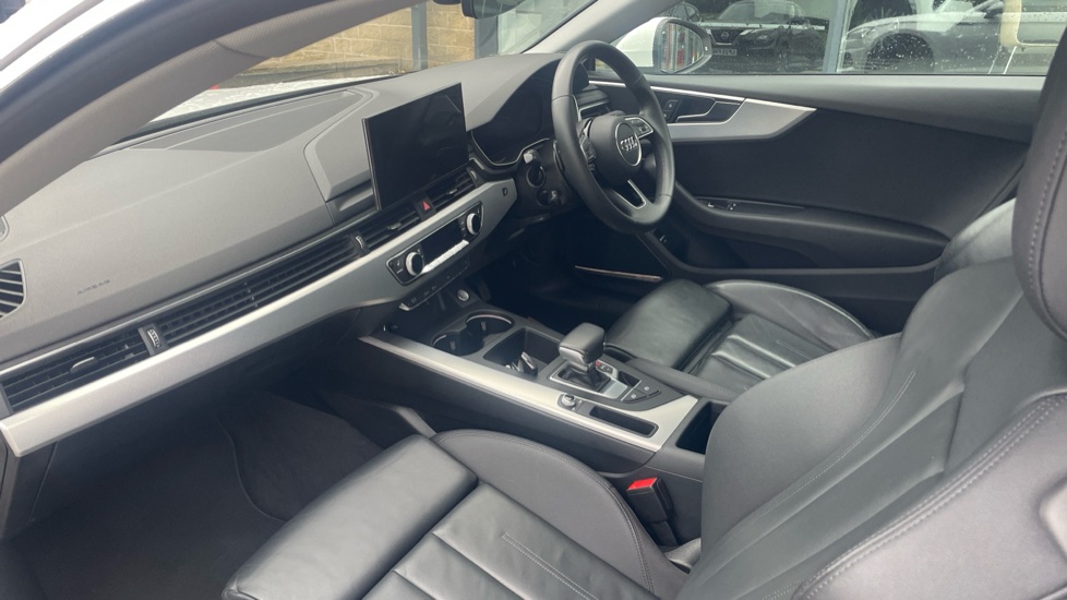 Audi A5 35 TFSI Sport 2dr S Tronic Petrol Coupe - Image 9